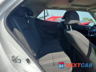 Zdjęcie 10 z 12 samochodu: 2023 HYUNDAI VENUE SEL VIN:KMHRC8A34PU211500 - miniatura