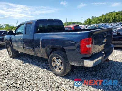 Drugie zdjęcie samochodu z przodu: 2008 CHEVROLET SILVERADO K1500 VIN:2GCEK190681277647 - miniatura