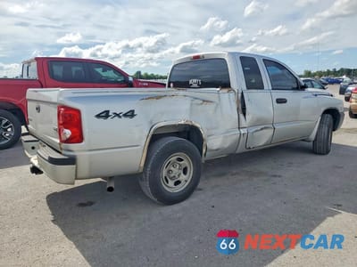 Trzecie zdjęcie samochodu z tyłu: 2006 DODGE DAKOTA ST VIN:1D7HW22N76S676292 - miniatura