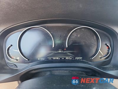 Zdjęcie 9 z 13 samochodu: 2019 BMW X3 SDRIVE30I VIN:5UXTR7C57KLR45630 - miniatura