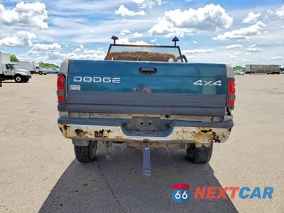 Zdjęcie 6 z 11 samochodu: 2001 DODGE RAM 2500 VIN:3B7KF26Z61M269630 - miniatura
