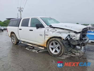 Czwarte zdjęcie samochodu z boku: 2018 RAM 1500 ST VIN:3C6RR7KT3JG130596 - miniatura