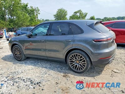 Drugie zdjęcie samochodu z przodu: 2020 PORSCHE CAYENNE VIN:WP1AA2AY5LDA01948 - miniatura