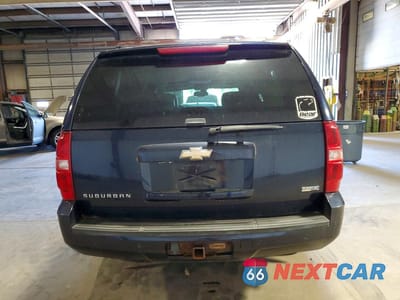 Zdjęcie 6 z 13 samochodu: 2008 CHEVROLET SUBURBAN K1500 LS VIN:1GNFK16358J205192 - miniatura