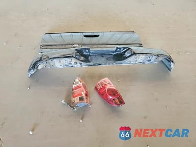 Zdjęcie 12 z 13 samochodu: 2005 TOYOTA TACOMA DOUBLE CAB PRERUNNER LONG BED VIN:5TEKU72N35Z119859 - miniatura