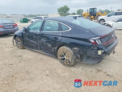 Drugie zdjęcie samochodu z przodu: 2023 HYUNDAI SONATA HYBRID BLUE VIN:KMHL24JJ3PA058027 - miniatura
