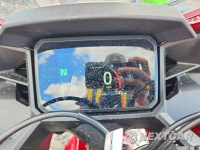 Zdjęcie 7 z 9 samochodu: 2025 HONDA CBR500 RA VIN:MLHPC7057S5100822 - miniatura