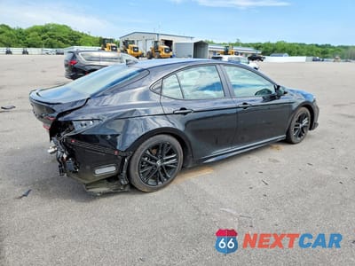 Trzecie zdjęcie samochodu z tyłu: 2026 TOYOTA CAMRY SE VIN:4T1DAACK8TU712301 - miniatura