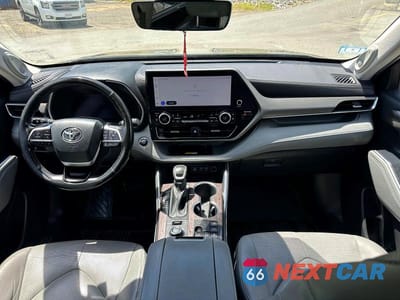 Zdjęcie 9 z 10 samochodu: 2023 TOYOTA HIGHLANDER LIMITED VIN:5TDKDRBH4PS001390 - miniatura