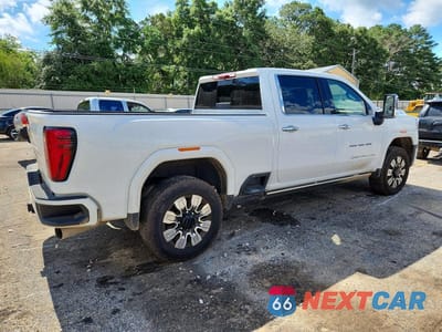 Trzecie zdjęcie samochodu z tyłu: 2025 GMC SIERRA K2500 DENALI VIN:1GT4UREY1SF366624 - miniatura
