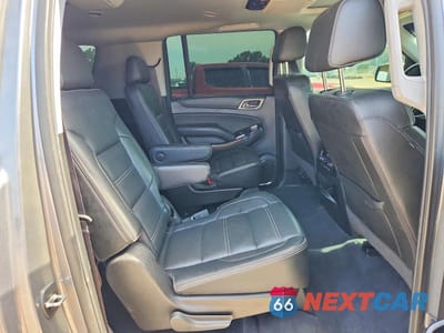 Zdjęcie 11 z 14 samochodu: 2020 GMC YUKON XL DENALI VIN:1GKS2HKJ4LR235688 - miniatura