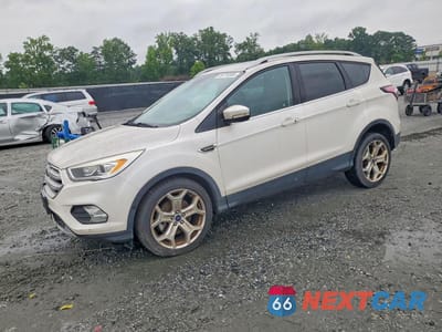 2018 FORD ESCAPE TITANIUM 1FMCU9J94JUB19517 - główne zdjęcie licytacji z USA - miniatura