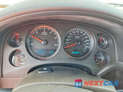 Zdjęcie 9 z 12 samochodu: 2011 GMC YUKON DENALI VIN:1GKS2EEF2BR214200 - miniatura
