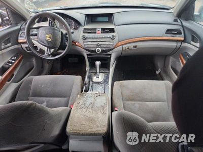 Zdjęcie 8 z 12 samochodu: 2012 HONDA ACCORD EX VIN:1HGCP2F78CA155663 - miniatura
