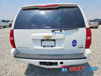 Zdjęcie 6 z 14 samochodu: 2011 CHEVROLET SUBURBAN K1500 LT VIN:1GNSKJE33BR397205 - miniatura