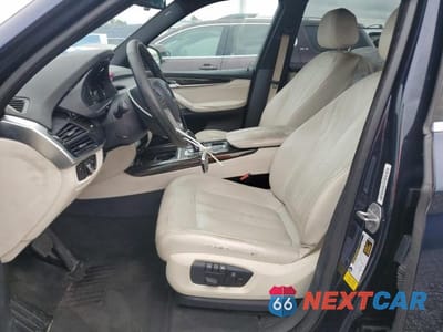 Zdjęcie 7 z 14 samochodu: 2017 BMW X5 SDRIVE35I VIN:5UXKR2C50H0U18408 - miniatura