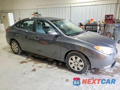 Czwarte zdjęcie samochodu z boku: 2009 HYUNDAI ELANTRA GLS VIN:KMHDU46D29U668178 - miniatura