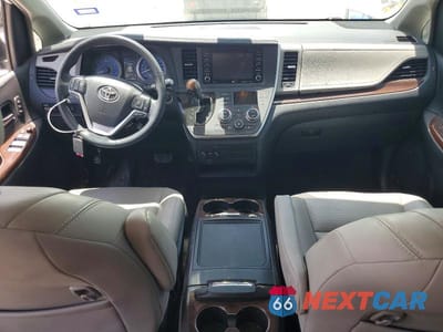 Zdjęcie 8 z 13 samochodu: 2020 TOYOTA SIENNA LIMITED 7-PASSENGER VIN:5TDYZ3DC5LS022947 - miniatura