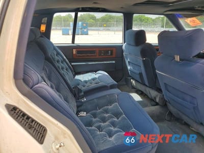 Zdjęcie 10 z 12 samochodu: 1989 CADILLAC FLEETWOOD VIN:1G6CB5155K4271195 - miniatura