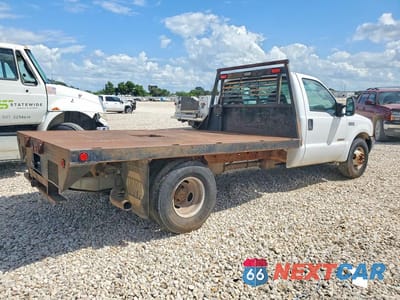 Trzecie zdjęcie samochodu z tyłu: 2004 FORD F350 SUPER DUTY VIN:1FDWF36P34EC00390 - miniatura