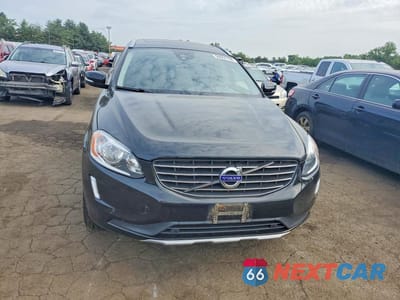 Piąte zdjęcie samochodu w środku: 2016 VOLVO XC60 T6 PREMIER VIN:YV449MRK6G2903154 - miniatura