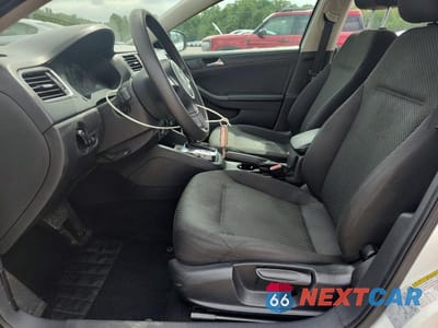 Zdjęcie 7 z 13 samochodu: 2014 VOLKSWAGEN JETTA BASE VIN:3VW2K7AJ7EM409116 - miniatura