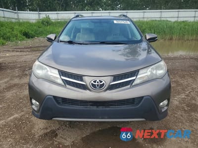 Piąte zdjęcie samochodu w środku: 2013 TOYOTA RAV4 XLE VIN:JTMRFREV8D5011853 - miniatura