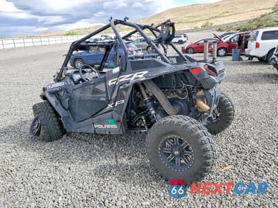 Trzecie zdjęcie samochodu z tyłu: 2020 POLARIS RZR XP TURBO VIN:3NSNAE924LF799774 - miniatura