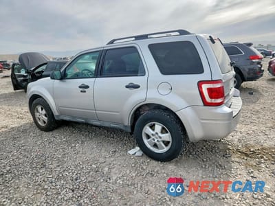 Drugie zdjęcie samochodu z przodu: 2009 FORD ESCAPE XLT VIN:1FMCU93G49KB19780 - miniatura