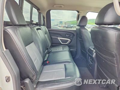 Zdjęcie 10 z 12 samochodu: 2018 NISSAN TITAN VIN:1N6AA1E56JN513749 - miniatura