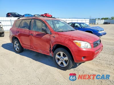 Czwarte zdjęcie samochodu z boku: 2008 TOYOTA RAV4 BASE VIN:JTMBD33V085143311 - miniatura
