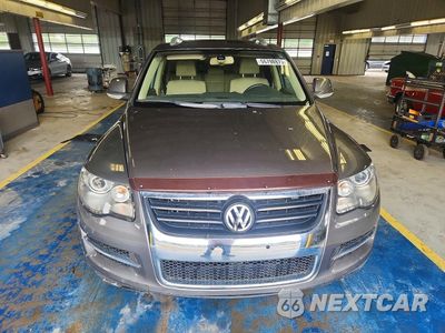 Piąte zdjęcie samochodu w środku: 2008 VOLKSWAGEN TOUAREG 2 V8 VIN:WVGCB77L08D003352 - miniatura