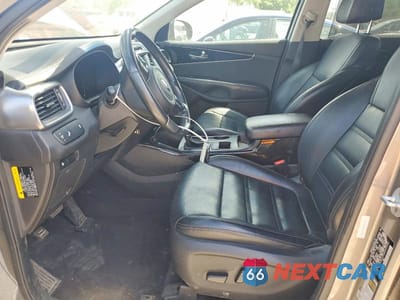 Zdjęcie 7 z 13 samochodu: 2017 KIA SORENTO EX VIN:5XYPHDA55HG203366 - miniatura