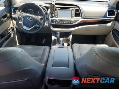 Zdjęcie 8 z 12 samochodu: 2015 TOYOTA HIGHLANDER HYBRID LIMITED VIN:5TDDCRFH9FS008064 - miniatura