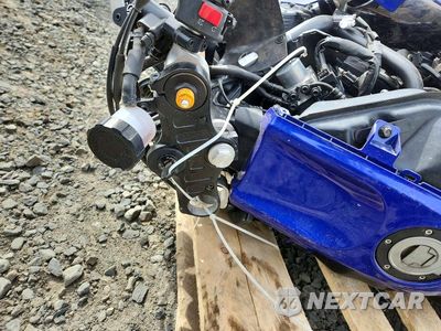 Zdjęcie 7 z 8 samochodu: 2025 YAMAHA YZFR7 VIN:JYARM38E5SA019214 - miniatura