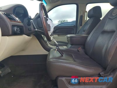 Zdjęcie 7 z 13 samochodu: 2011 CADILLAC ESCALADE ESV PLATINUM VIN:1GYS4KEF8BR260418 - miniatura