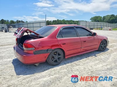 Trzecie zdjęcie samochodu z tyłu: 2001 HONDA ACCORD EX VIN:1HGCG66891A000911 - miniatura