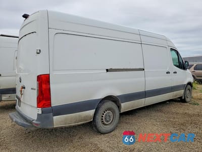 Trzecie zdjęcie samochodu z tyłu: 2019 MERCEDES-BENZ SPRINTER 2500 VIN:WD3PF1CD4KP055377 - miniatura