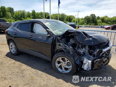 Czwarte zdjęcie samochodu z boku: 2025 CHEVROLET TRAX LS VIN:KL77LFEP3SC108819 - miniatura