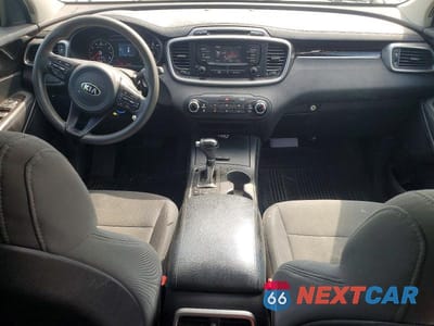 Zdjęcie 8 z 13 samochodu: 2016 KIA SORENTO LX VIN:5XYPG4A37GG020728 - miniatura
