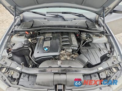Zdjęcie 11 z 12 samochodu: 2011 BMW 328 XI VIN:WBAPK7C5XBF082860 - miniatura