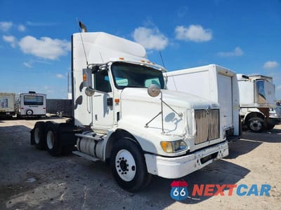 2006 INTERNATIONAL 9200I SEMI TRUCK 2HSCEAPR76C292103 - główne zdjęcie licytacji z USA - miniatura