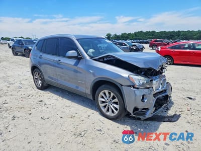 Czwarte zdjęcie samochodu z boku: 2017 BMW X3 XDRIVE28I VIN:5UXWX9C52H0T07102 - miniatura