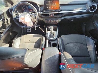 Zdjęcie 8 z 12 samochodu: 2021 KIA FORTE GT LINE VIN:3KPF34AD6ME268896 - miniatura