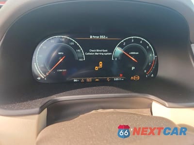 Zdjęcie 9 z 12 samochodu: 2019 KIA K900 LUXURY VIN:KNAS34J69K6014471 - miniatura