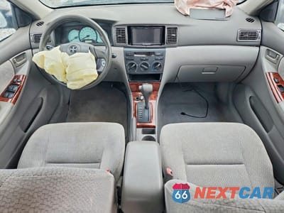 Zdjęcie 8 z 12 samochodu: 2004 TOYOTA COROLLA LE VIN:1NXBR32E34Z306886 - miniatura