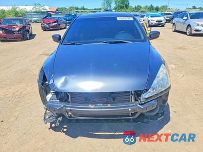 Piąte zdjęcie samochodu w środku: 2007 HONDA ACCORD EX VIN:1HGCM56857A077190 - miniatura
