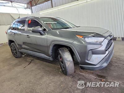 Czwarte zdjęcie samochodu z boku: 2020 TOYOTA RAV4 LE VIN:2T3H1RFV6LC058333 - miniatura