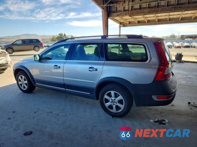Drugie zdjęcie samochodu z przodu: 2010 VOLVO XC70 3.2 VIN:YV4960BZ4A1086682 - miniatura