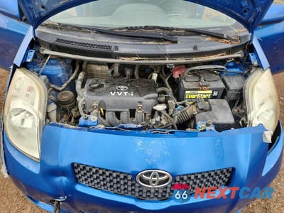 Zdjęcie 11 z 12 samochodu: 2008 TOYOTA YARIS BASE VIN:JTDJT923785197187 - miniatura